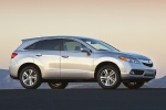 Picture of a 2015 Acura RDX in Silver Moon from a front right perspective