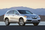 Picture of a 2015 Acura RDX in Silver Moon from a front three-quarter perspective