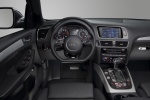 Picture of a 2015 Audi Q5 3.0T Quattro S-Line's Cockpit in Black