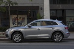 Picture of a 2018 Audi Q5 quattro in Florett Silver Metallic from a left side perspective