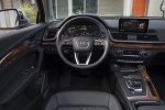 Picture of a 2018 Audi Q5 quattro's Cockpit