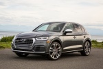 Picture of a 2018 Audi SQ5 quattro in Daytona Gray Pearl Effect from a front left perspective