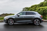 Picture of a 2018 Audi SQ5 quattro in Daytona Gray Pearl Effect from a side perspective