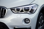 Picture of a 2017 BMW X1 xDrive28i's Headlight