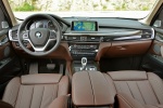 Picture of a 2017 BMW X5 xDrive50i's Cockpit