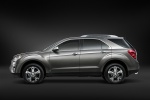 Picture of a 2015 Chevrolet Equinox in Silver Ice Metallic from a side perspective
