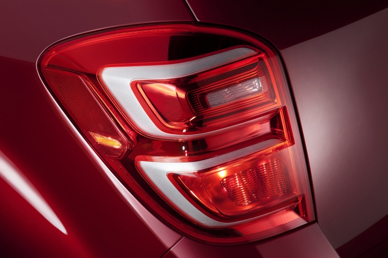 Picture of a 2016 Chevrolet Equinox LTZ's Tail Light