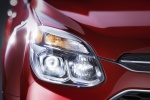 Picture of a 2017 Chevrolet Equinox's Headlight