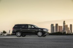 Picture of a 2016 Dodge Durango Citadel in Brilliant Black Crystal Pearlcoat from a right side perspective