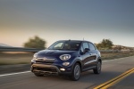 Picture of a driving 2016 Fiat 500X in Blu Venezia from a front left three-quarter perspective