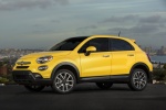 Picture of a 2016 Fiat 500X in Giallo Tristrato from a front left three-quarter perspective