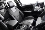 Picture of a 2017 Ford Edge Sport's Front Seats