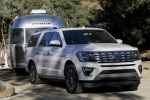 Picture of a 2019 Ford Expedition Max Limited in Oxford White from a front right three-quarter perspective