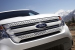 Picture of a 2014 Ford Explorer Limited 4WD's Grille