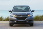 Picture of a 2016 Honda HR-V AWD in Modern Steel Metallic from a frontal perspective