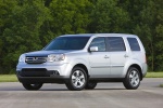 Picture of a 2014 Honda Pilot EX-L in Alabaster Silver Metallic from a front left three perspective
