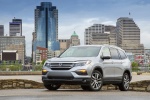 Picture of a 2016 Honda Pilot AWD in Lunar Silver Metallic from a front left perspective