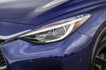 Picture of a 2018 Infiniti QX30S's Headlight