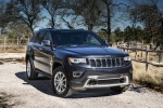 Picture of a 2014 Jeep Grand Cherokee Limited Diesel 4WD in Granite Crystal Metallic Clearcoat from a front right perspective
