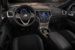 Picture of a 2016 Jeep Grand Cherokee Limited 4WD's Cockpit