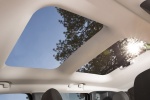 Picture of a 2016 Jeep Renegade Trailhawk 4WD's Moonroof