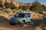 Picture of a 2017 Jeep Renegade Trailhawk 4WD in Glacier Metallic from a front left perspective