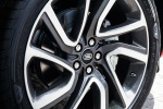 Picture of a 2020 Land Rover Discovery Sport P290 HSE R-Dynamic's Rim