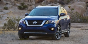 Research the 2018 Nissan Pathfinder