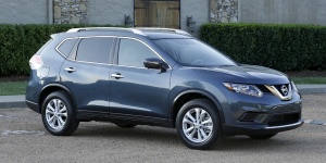 2014 Nissan Rogue Pictures