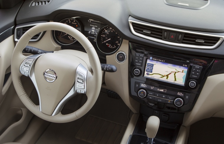 Picture of a 2015 Nissan Rogue SL AWD's Cockpit in Almond