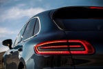 Picture of a 2015 Porsche Macan S's Tail Light