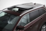 Picture of a 2014 Toyota Highlander Limited AWD's Panoramic Moonroof