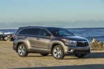 Picture of a 2014 Toyota Highlander Limited AWD in Predawn Gray Mica from a front right three-quarter perspective