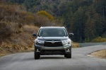 Picture of a 2014 Toyota Highlander Hybrid Limited AWD in Alumina Jade Metallic from a frontal perspective