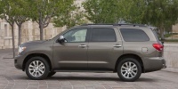 Research the 2014 Toyota Sequoia