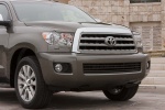 Picture of a 2016 Toyota Sequoia's Front Facia