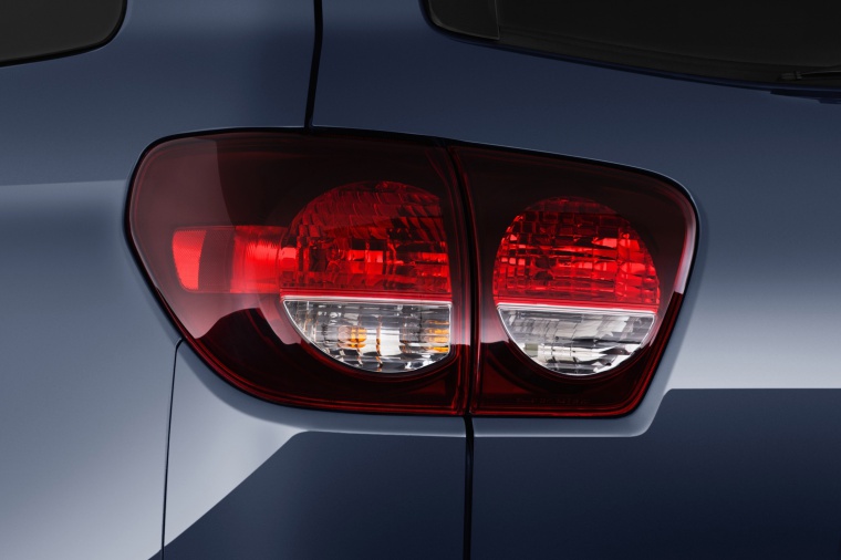 Picture of a 2019 Toyota Sequoia's Tail Light